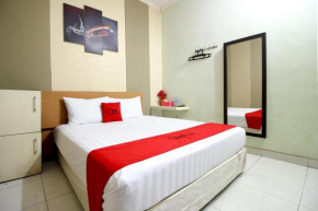 Гостиница RedDoorz near Adisucipto Airport 3  Джокьякарта